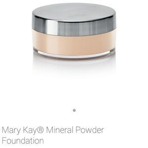 Mary Kay Mineral Powder Foundation
--Beige